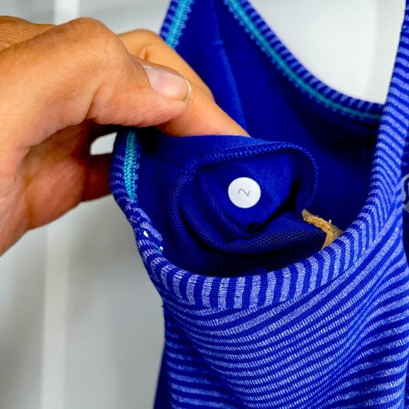 Y racer back tank size 2 - Picture 2 of 3